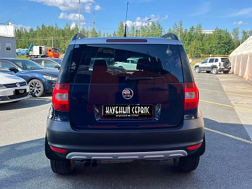 Skoda Yeti, 2012г, полный привод, робот
