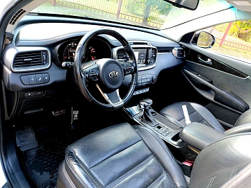 Kia Sorento, 2016г, полный привод, автомат