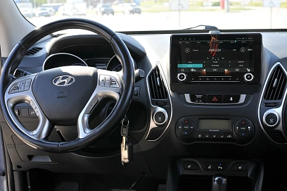 Hyundai ix35, 2012г, передний привод, автомат