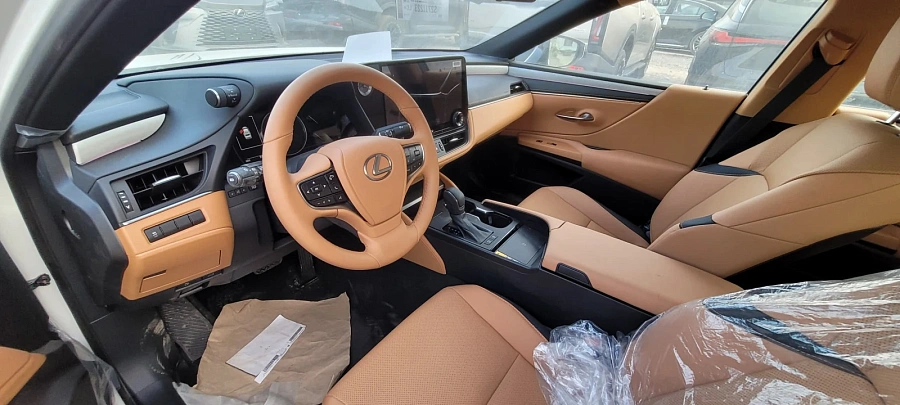 Lexus ES, 2025г., передний привод, вариатор