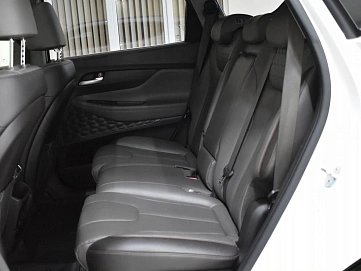 Hyundai Santa Fe, 2019г, передний привод, автомат