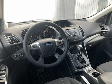 Ford Kuga, 2014г, передний привод, автомат