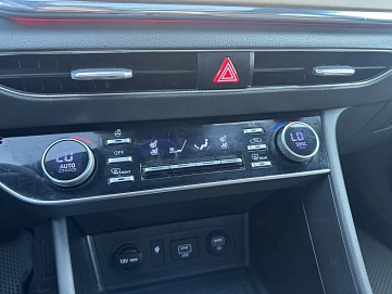 Hyundai Sonata, 2020г., передний привод, автомат