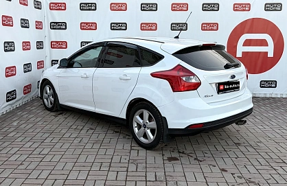 Ford Focus, 2011г., передний привод, робот