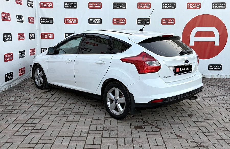 Ford Focus, 2011г., передний привод, робот