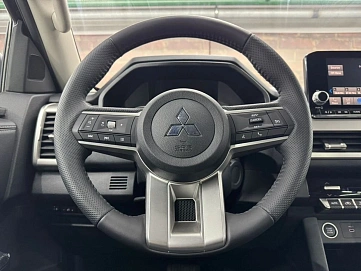 Mitsubishi L200, 2024г, полный привод, автомат