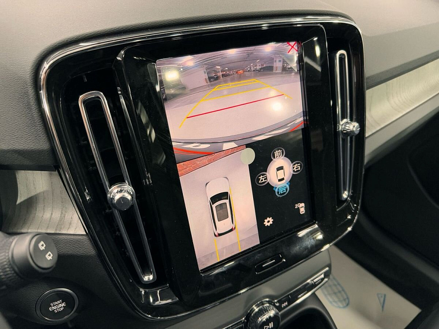 Volvo XC40, 2024г., передний привод, робот
