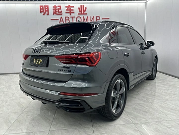 Audi Q3, 2022г, передний привод, робот