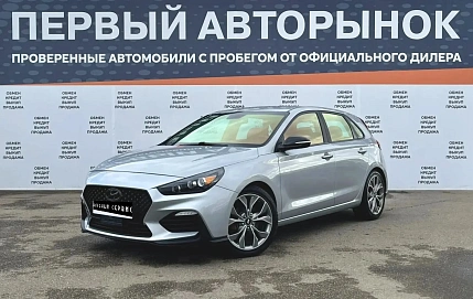 Hyundai Elantra, 2020г, передний привод, автомат