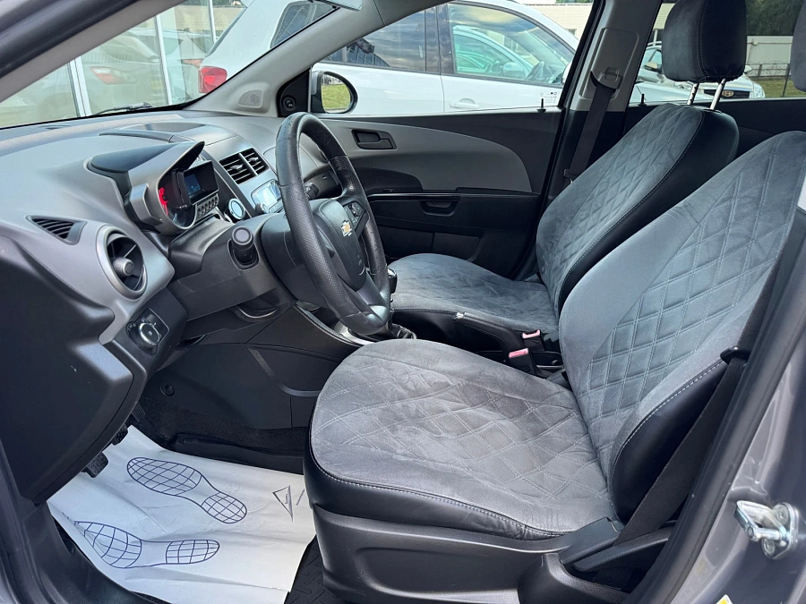Chevrolet Aveo, 2012г., передний привод, механика