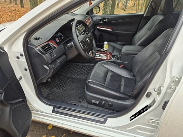 Toyota Camry, 2012г, передний привод, автомат