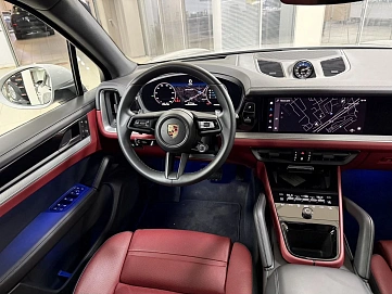 Porsche Cayenne, 2024г, полный привод, автомат