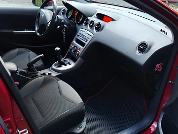 Peugeot 308, 2008г, передний привод, механика