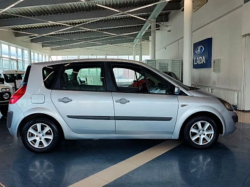 Renault Scenic, 2008г, передний привод, механика