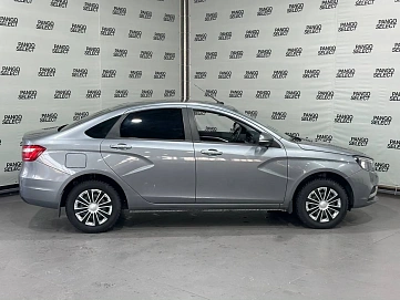 Lada (ВАЗ) Vesta, 2019г, передний привод, механика