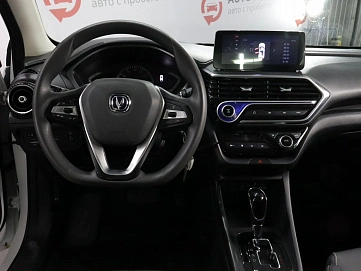 Changan Alsvin, 2023г., передний привод, робот