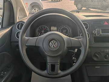 Volkswagen Golf Plus, 2011г, передний привод, механика