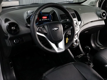 Chevrolet Aveo, 2013г., передний привод, механика