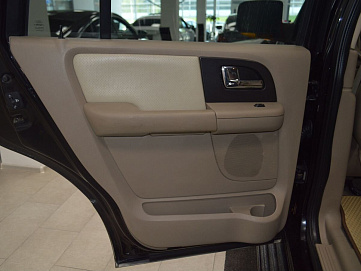 Ford Expedition, 2005г, полный привод, автомат