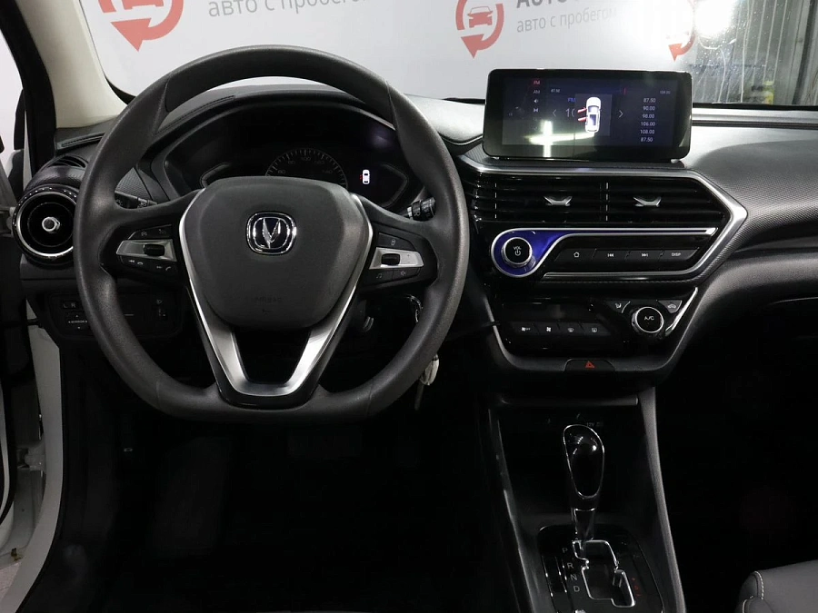 Changan Alsvin, 2023г., передний привод, робот