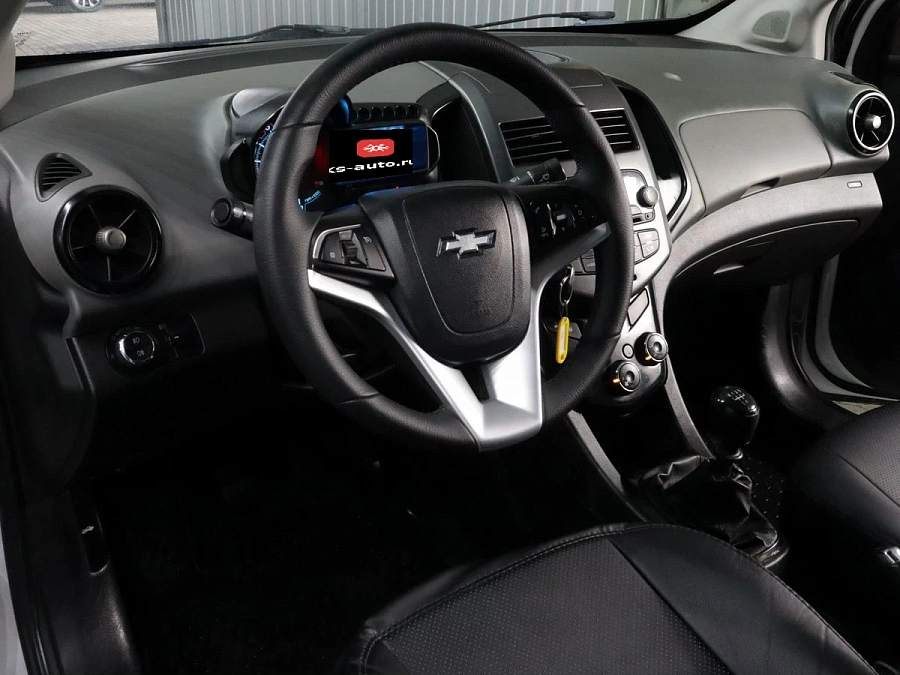 Chevrolet Aveo, 2013г., передний привод, механика