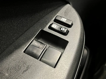 Toyota Corolla, 2010г, передний привод, механика