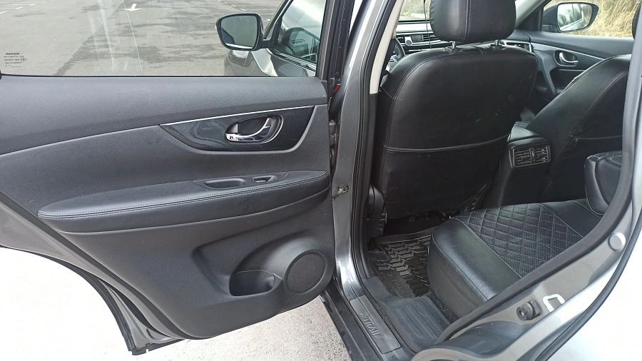 Nissan X-Trail, 2016г., полный привод, вариатор