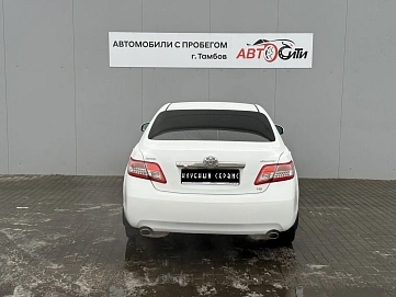 Toyota Camry, 2011г, передний привод, автомат