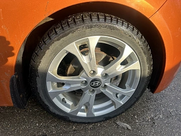 Hyundai Veloster, 2012г, передний привод, автомат