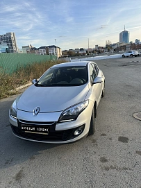 Renault Megane, 2013г, передний привод, вариатор