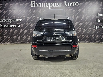 Mitsubishi Outlander, 2010г, передний привод, вариатор