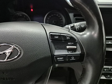 Hyundai Elantra, 2020г, передний привод, механика