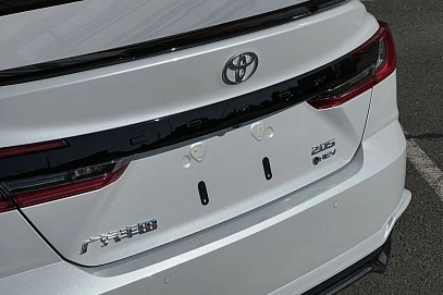 Toyota Camry, 2024г, передний привод, вариатор