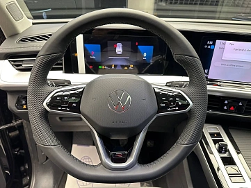 Volkswagen Tavendor, 2026г., полный привод, робот