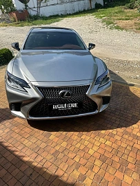 Lexus LS, 2018г, полный привод, автомат