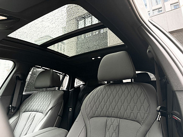 BMW X6, 2024г, полный привод, автомат