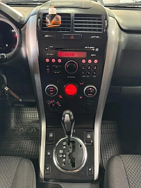 Suzuki Grand Vitara, 2010г, полный привод, автомат