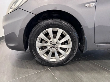 Hyundai Solaris, 2013г, передний привод, автомат