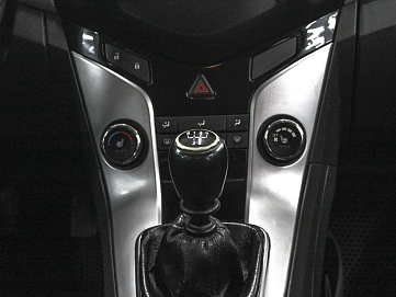 Chevrolet Cruze, 2010г, передний привод, механика