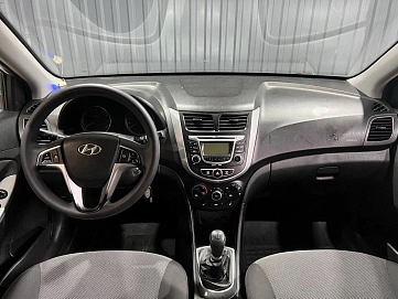 Hyundai Solaris, 2013г, передний привод, механика