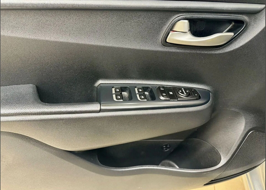 Kia Rio, 2020г., передний привод, автомат
