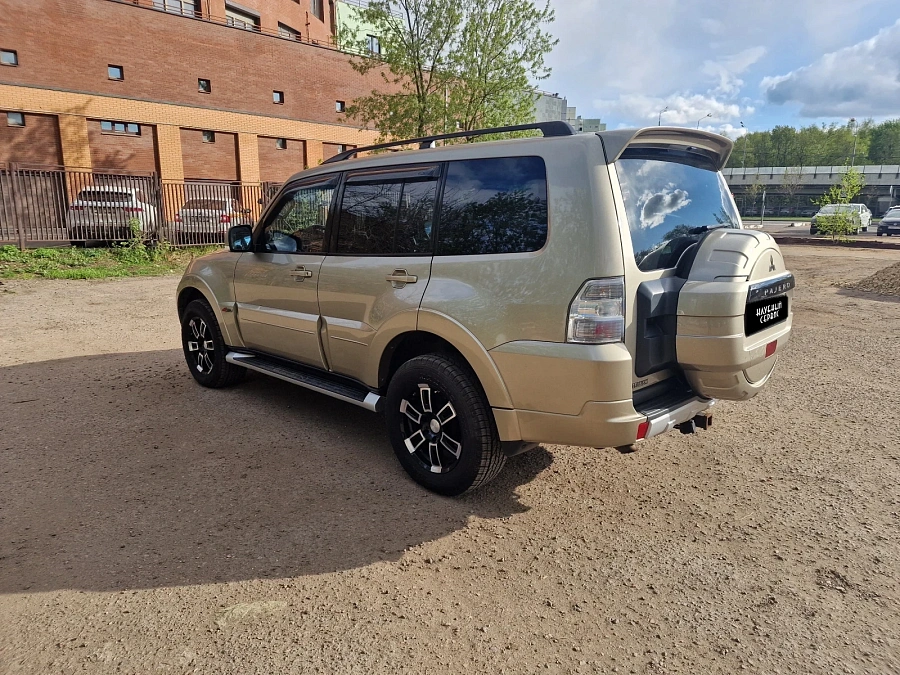 Mitsubishi Pajero, 2012г., полный привод, автомат