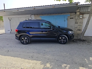 Volkswagen Tiguan, 2016г, передний привод, автомат
