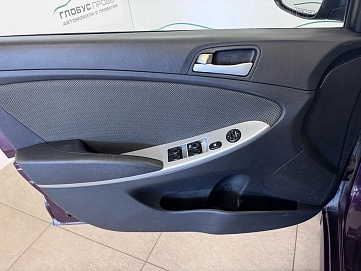 Hyundai Solaris, 2011г, передний привод, автомат