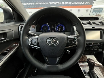 Toyota Camry, 2016г, передний привод, автомат