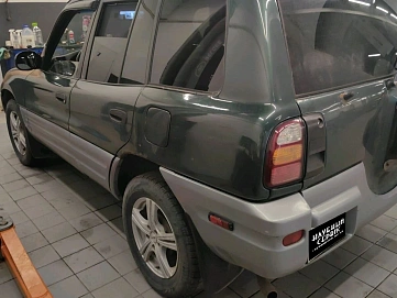 Toyota RAV4, 1998г, полный привод, автомат