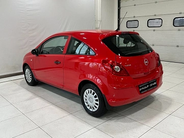 Opel Corsa, 2012г, передний привод, робот