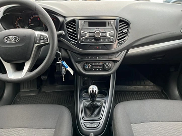 Lada (ВАЗ) Vesta, 2019г, передний привод, механика