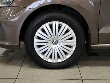 Volkswagen Polo, 2018г, передний привод, механика