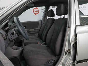 Hyundai Accent, 2005г, передний привод, автомат